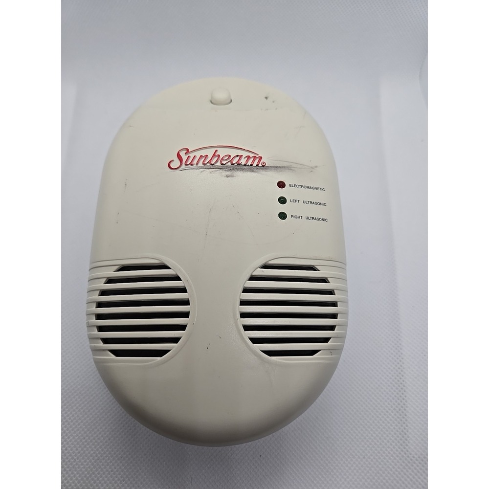 Sunbeam Ultrasonic‎ and Electromagnetic Insect Repeller w/Nightlight Model SB300